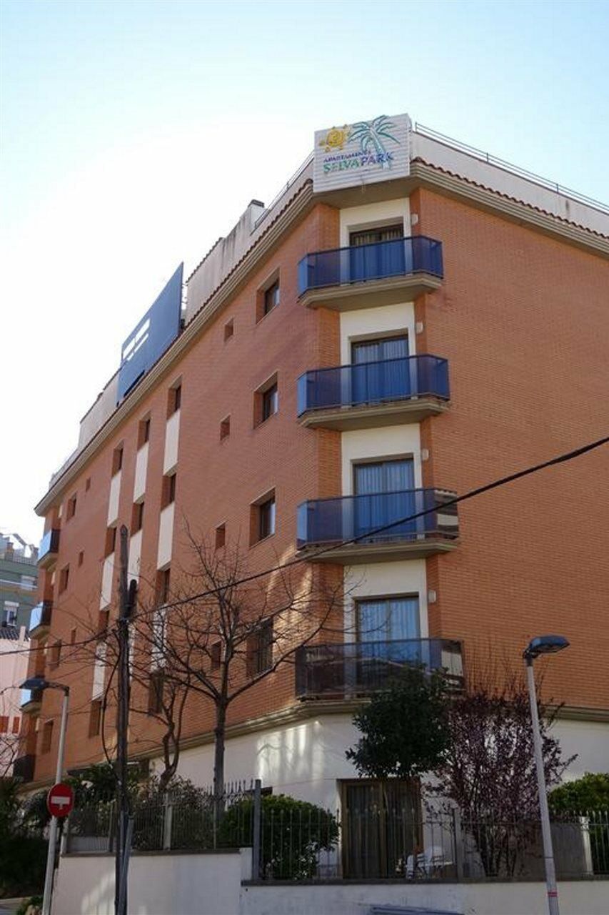 Apartamentos Selvapark Lloret de Mar Kültér fotó